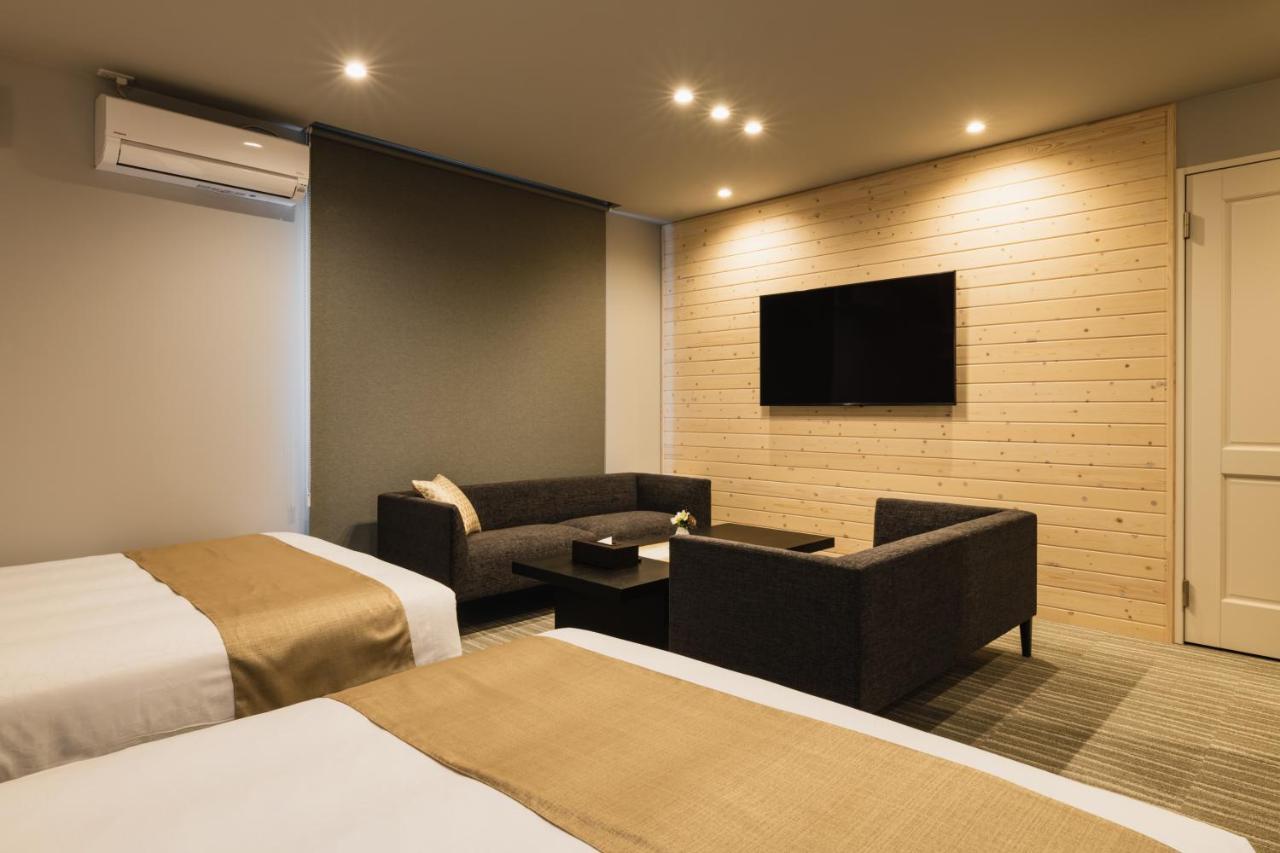 Grand Base Yakuin Odori Aparthotel Fukuoka  Exterior photo