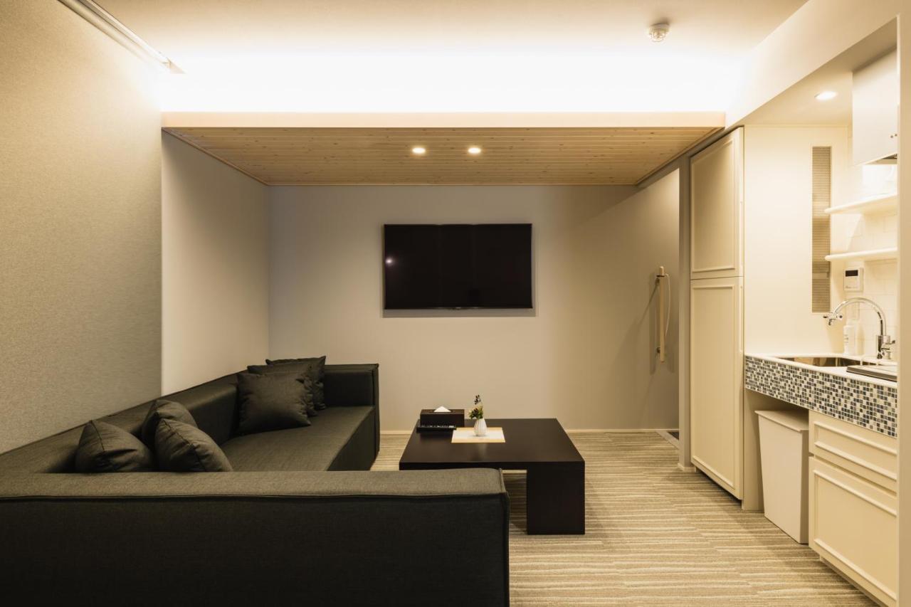 Grand Base Yakuin Odori Aparthotel Fukuoka  Exterior photo