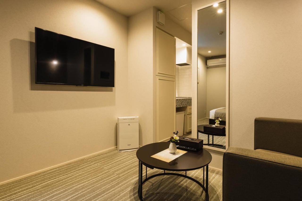 Grand Base Yakuin Odori Aparthotel Fukuoka  Exterior photo
