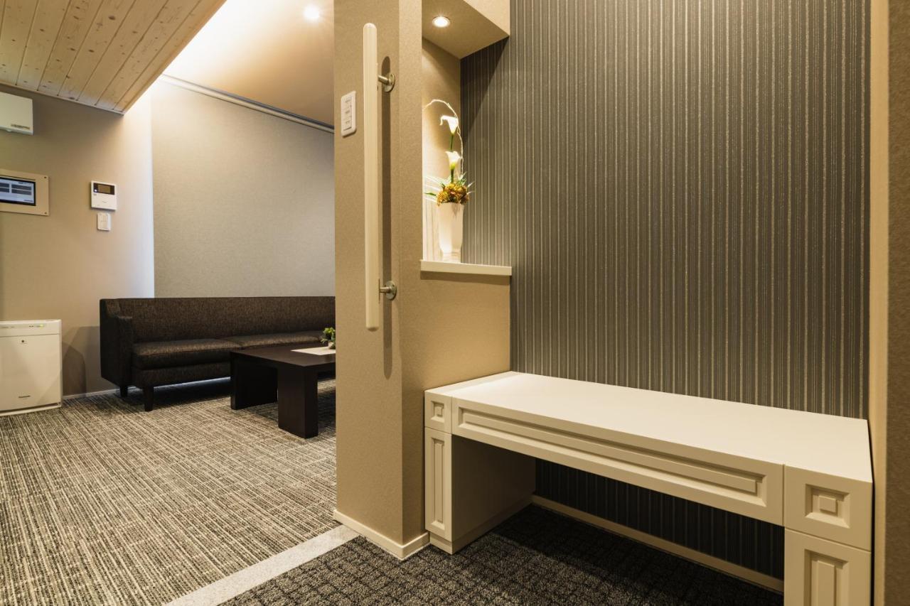 Grand Base Yakuin Odori Aparthotel Fukuoka  Exterior photo